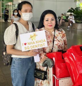 Vì sao Việt Kiều chọn về nước làm răng